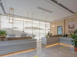 Atour Hotel Yizheng Wannian Avenue