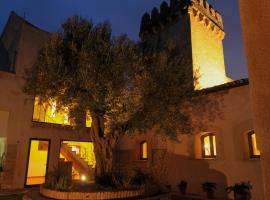 Torre del Prior, hotel v destinaci Tortosa