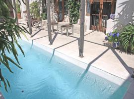 Villa Saint Charles, hotel din Juan-les-Pins