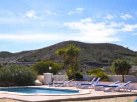 Villa Marhaba, hotel with parking in Arboleas