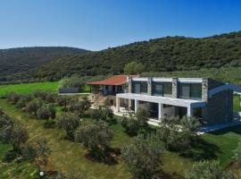 Casa Del Olivar, hotel in Develíkia