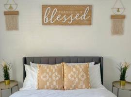 Sparkling Guest Home 2 bedroom-15 Minutes to Clearwater Beach: Clearwater şehrinde bir kiralık tatil yeri