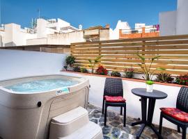 Luxury 1st floor apartment in Nerja