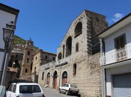 Antica Dimora Palazzo Rovitti, hotel v destinaci Cerchiara di Calabria