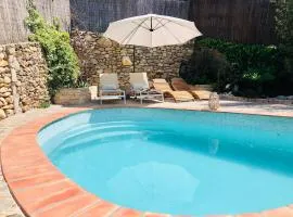 Le Mas des Alberes Piscine privative proche mer et Collioure, climatisation, parking ,WiFi
