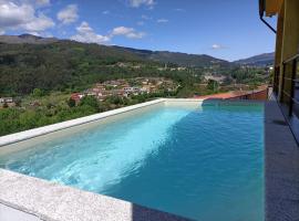 Casa Amarela da Caniçada, casa de campo em Vieira do Minho