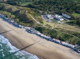 Strandhotel Westduin, hotel sa Koudekerke