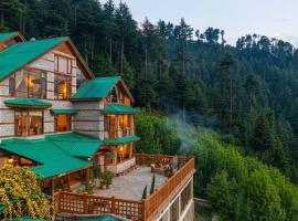 StayVista at The Imperial Estate 5BHK luxury villa in Manali Bonfire, BBQ, khách sạn ở Nagar