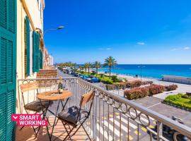 Privāta brīvdienu naktsmītne Appartamento fronte mare a Ospedaletti by Wonderful Italy pilsētā Ospedaleti