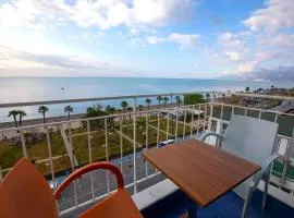 Kristal Beach Hotel