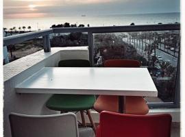 Sea&Surf Deluxe Olga, ξενοδοχείο σε Hadera