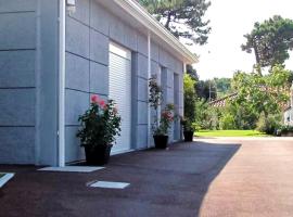 Maison de 2 chambres avec jardin clos et wifi a Le Verdon sur Mer a 3 km de la plage, villa in Le Verdon-sur-Mer