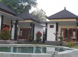 Batur Happy House