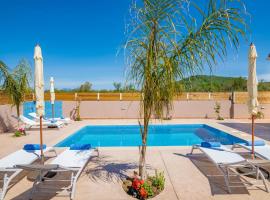 Villa En Elladi, hotel en Alikanas