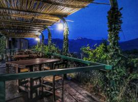 Villaggio dei Balocchi, serviced apartment in Castelbuono