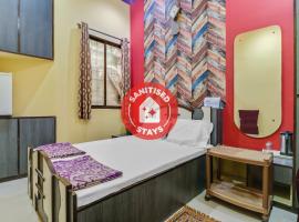 SPOT ON 46032 Hotel Laxmi Narayan โรงแรมในRāj Nāndgaon