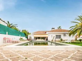 Lovely Home In Valencina De La Concep