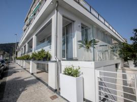 VistAmare Luxury Retreat Appartamenti, luxury hotel in Sestri Levante