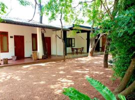 Nugasewana Guest โรงแรมใกล้ Anuradhapura Railway Station ในอนุราธปุระ