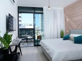 Hi-Yam SeaView Apartments & Suites - Building Shelter Available