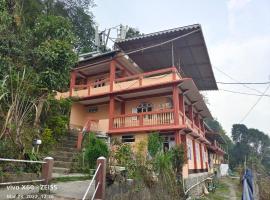 Little Hut Zelepla Eco Village Retreat by StayApart, nhà nghỉ trang trại ở Kalimpong