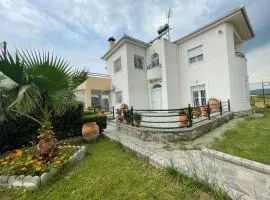 Seaside apartment with private garden