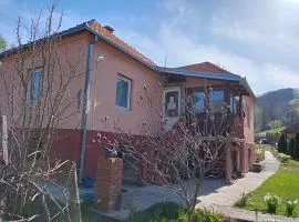 Kuca Jablansko Polje