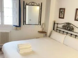 Vivienda turistica con encanto centrico, wifi y patio