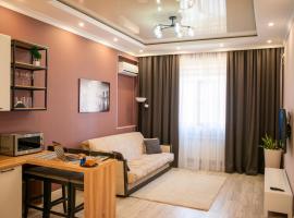 Terra Cotta Apartment in Aktau, hotel i Aktau