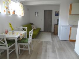 Apartmán Karovi, hotel near E Kotva - Marta II, Deštné v Orlických horách