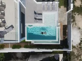 Luxury Villa Cascada- infinity oceanview pool and elevator