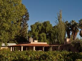 Posada Verde Oliva, hotel in Maipú