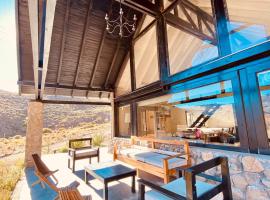 Casas De Monta&ntilde;a Las Le&ntilde;as Los Molles, ski resort in Los Molles