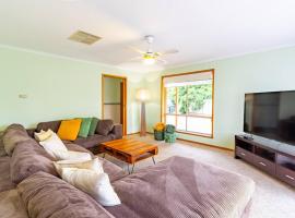 The Clydesdale - Spacious 4 bedroom Home, kæledyrsvenligt hotel i Echuca