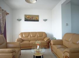 Nomsa Zen Appartement, hotel pentru familii din Abaga