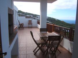 Holiday home Doña Lola, hotel i Valverde