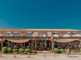 Sunrise Beach Hotel, hótel í Gruissan