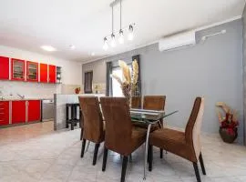 Apartment Thalia