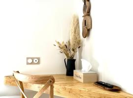 Hôtel les Chaumettes, viešbutis mieste Savines