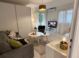 Le MACA 1, apartment in Le Cannet