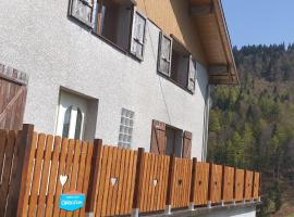 Le Chalet de Poche - Gite 2 étoiles - 5 pers, apartman Habère-Poche városában