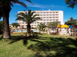 Invisa Ereso All Inclusive, hotel near Chirincana Beach Bar, Es Cana