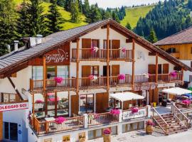 Hotel Grizzly "Ski-in Ski-out", hotel a Folgaria