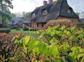 Reethaus mit Meerblick- In 30 Sekunden am Strand, self catering accommodation in Boltenhagen