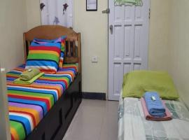 Samm's Hometel, hotel v destinaci Kidapawan