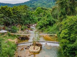 Green Valley Veal Pouch, glamping site in Kampot