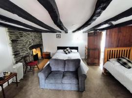 The Darlington Hotel, hotel v destinaci Camelford