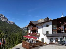 Sporthotel Panorama, hôtel à Corvara in Badia