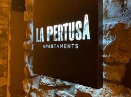 Apartaments La Pertusa 2o, hotel a Congost de Mont-rebei természetvédelmi terület környékén Corçà városában