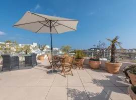 Apartment Turquoise-8 by Interhome